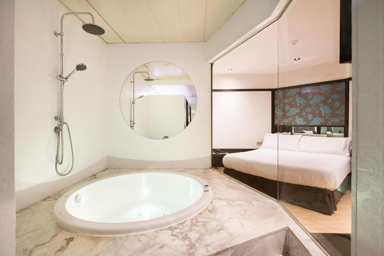 Hotel Punt 14 Ґаба Екстер'єр фото