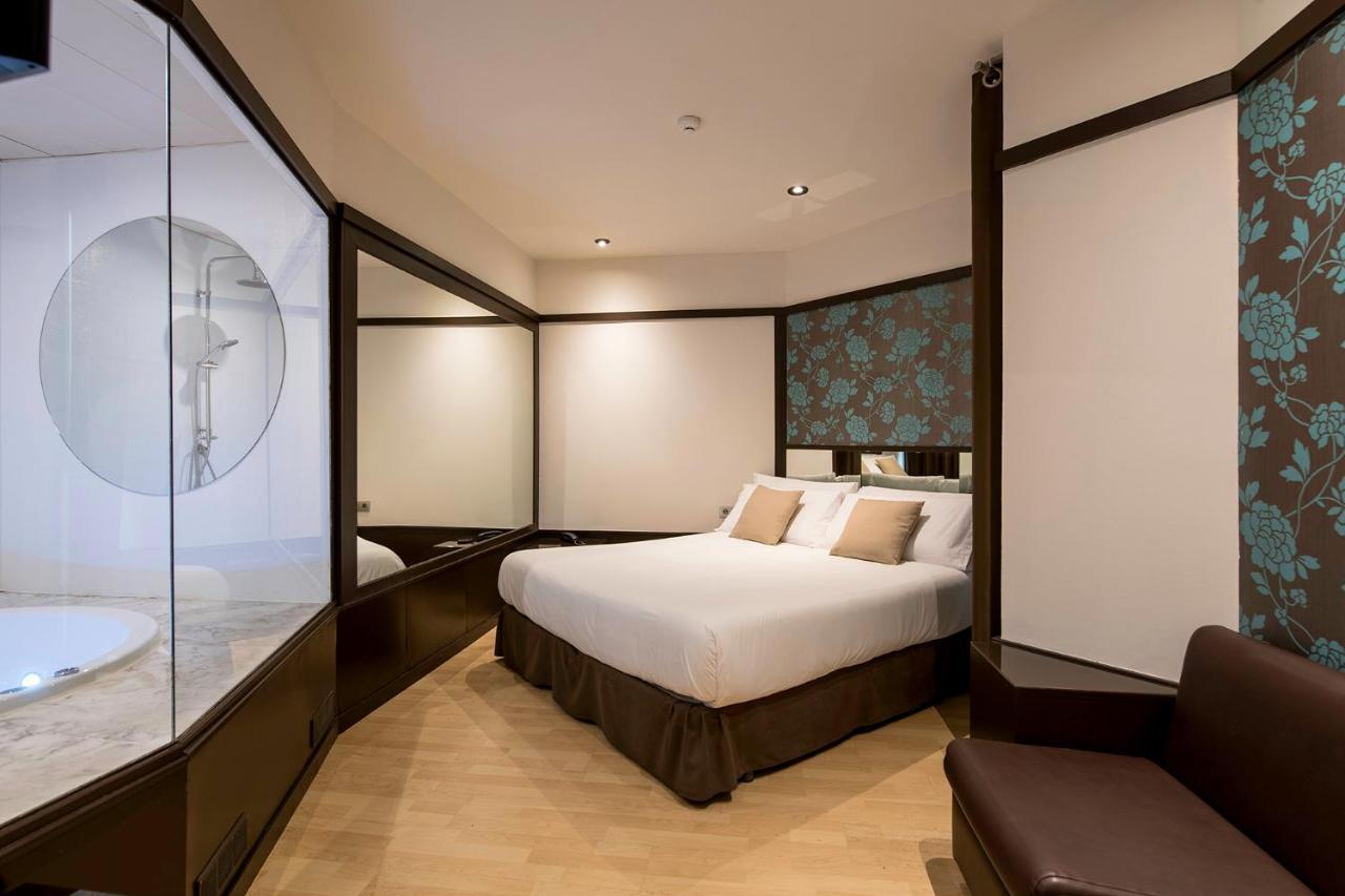 Hotel Punt 14 Ґаба Екстер'єр фото